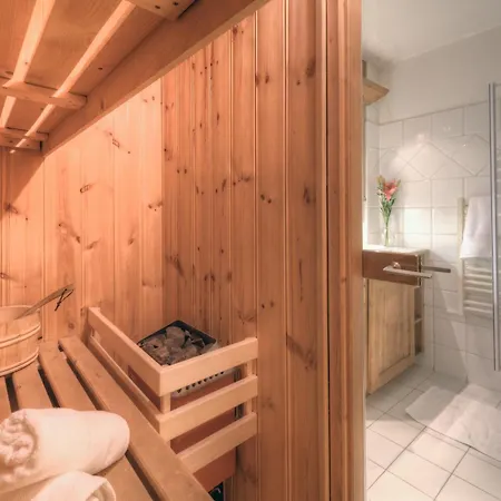 Le Cristal Mb6 View, Pool, Private Sauna, Parking & Wifi - Happy Apartman Chamonix